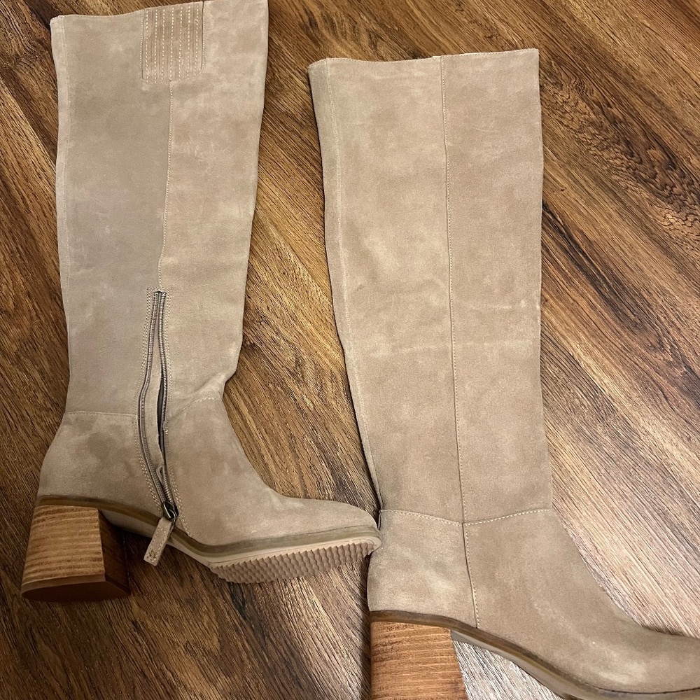 Over the knee boots - Kelsi Dagger